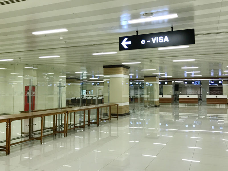 インドの電子ビザ　コーチン（コチ）空港のe Visaカウンター