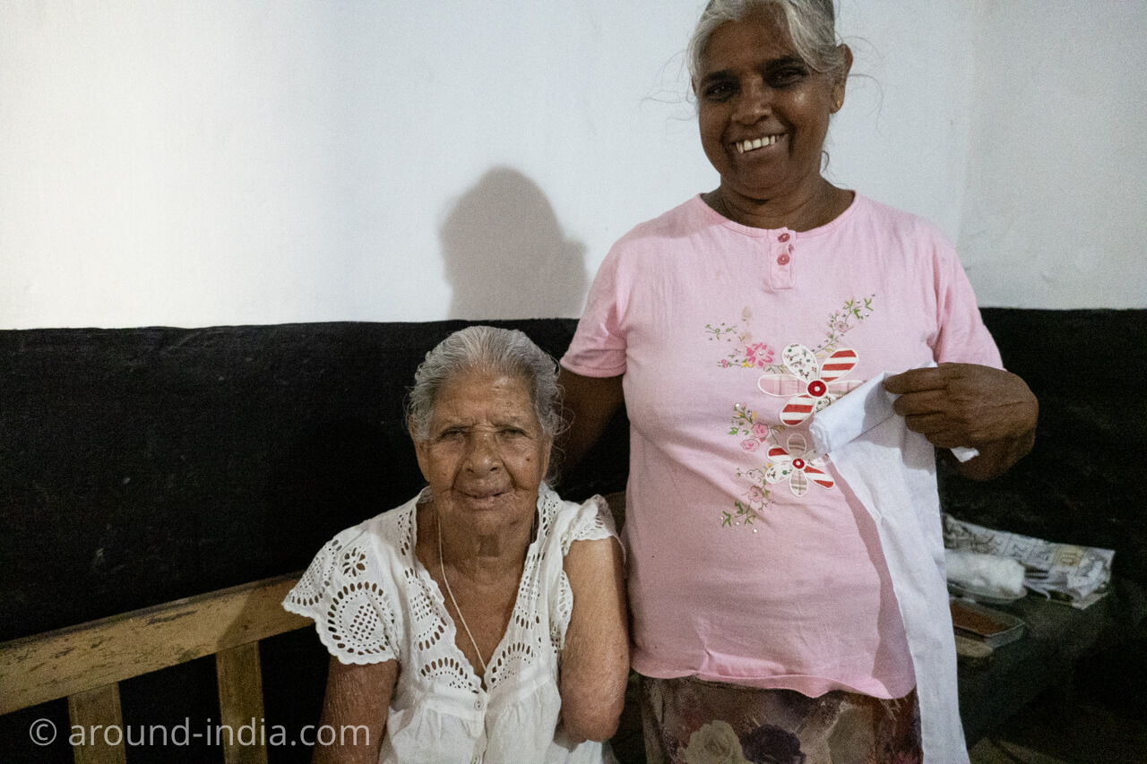 スリランカの伝統医　パーランパリカウェダカマ 診療所