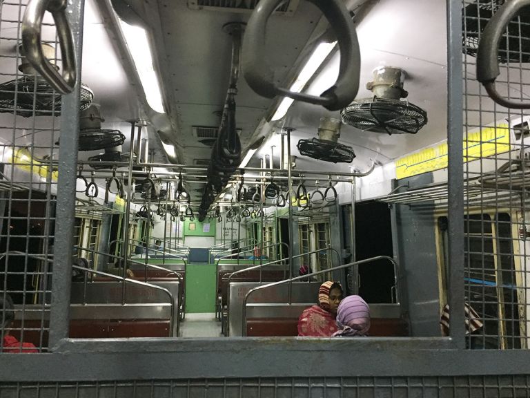 チェンナイ空港から市内へ。ローカル線に乗ってみよう! AROUND INDIA アラウンドインディア