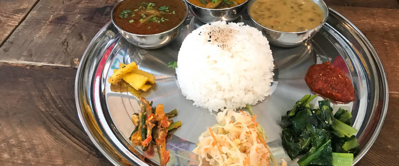 鎌倉のネパール料理ジジコ ダルバート　ランチ　タルカリ