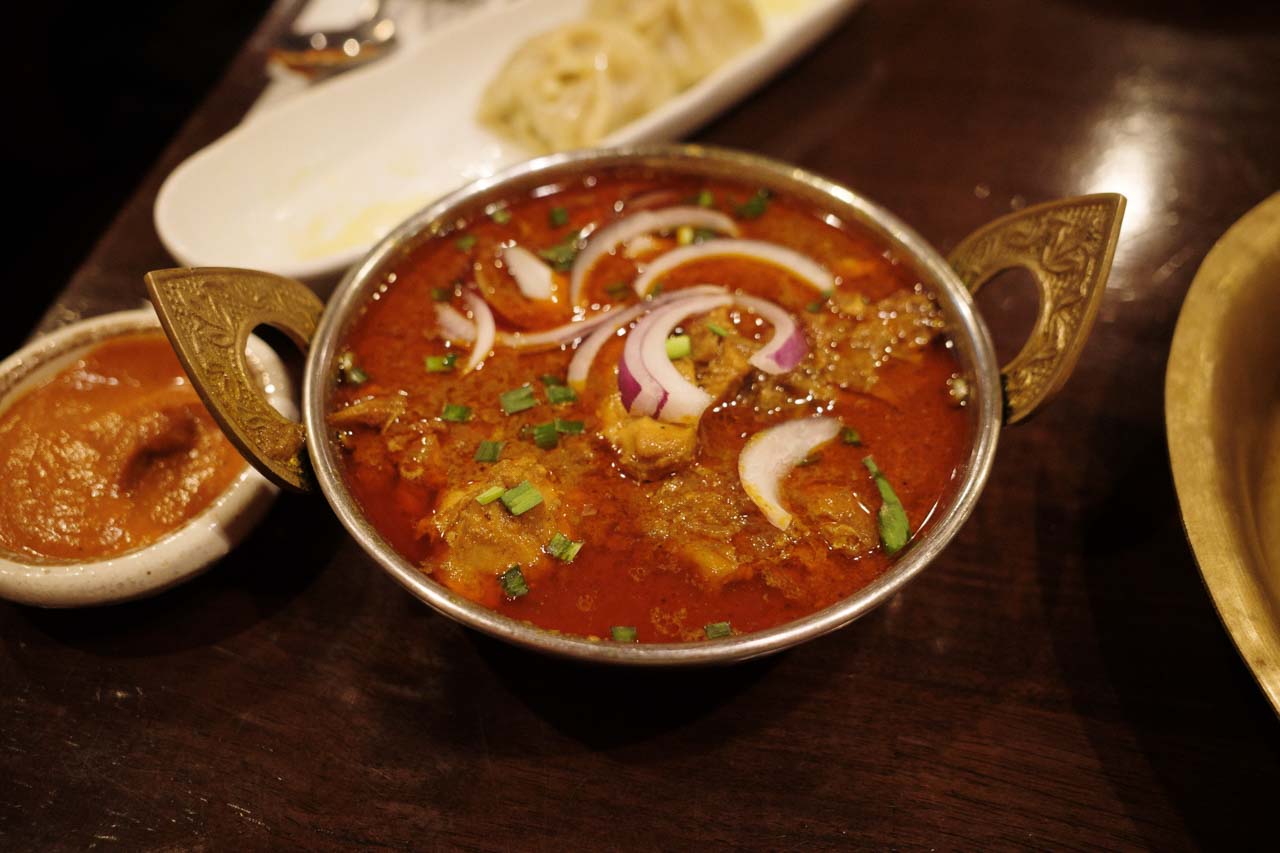 ナングロガルのチキンカレー