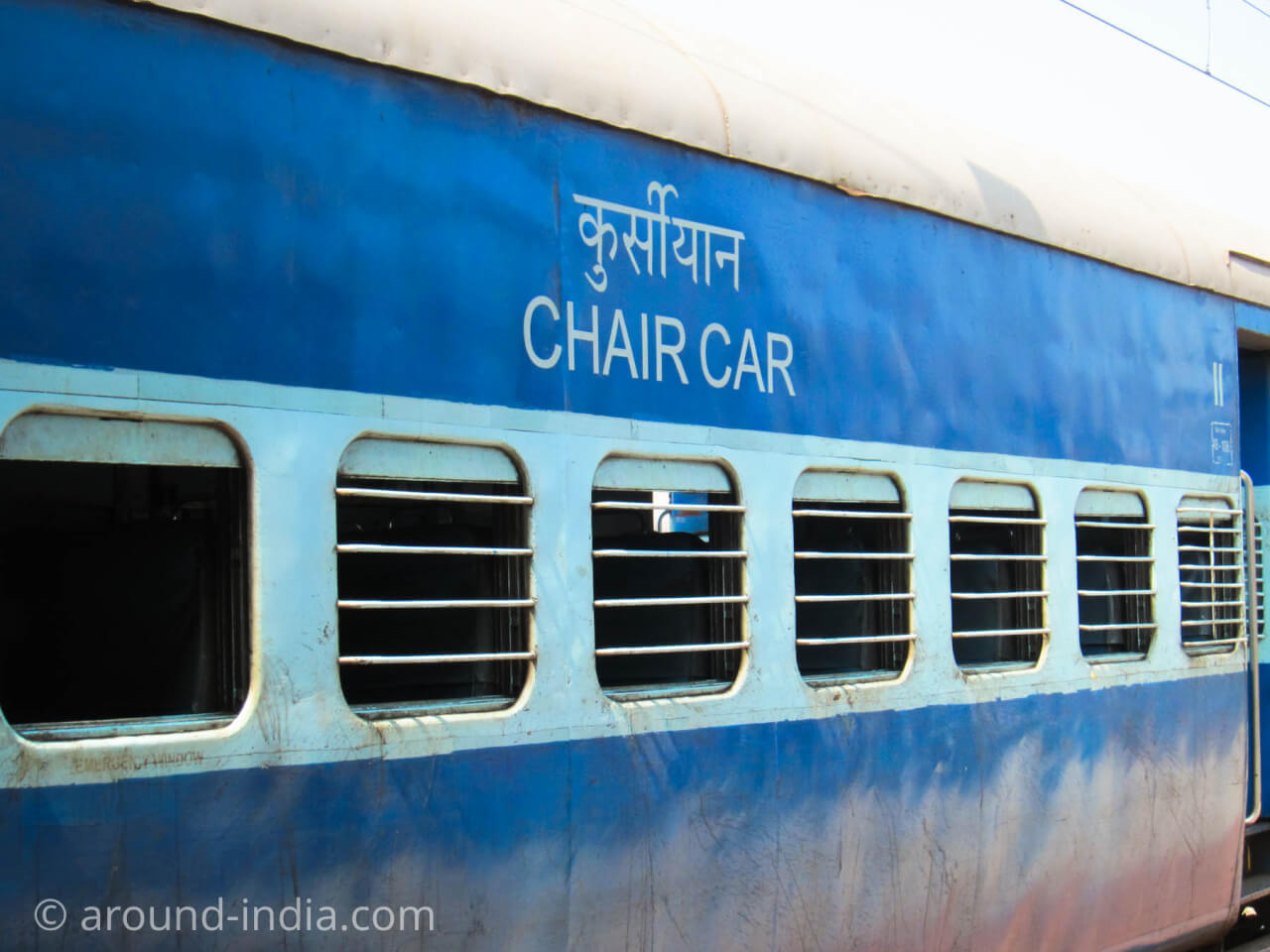インドの電車　チェアカー